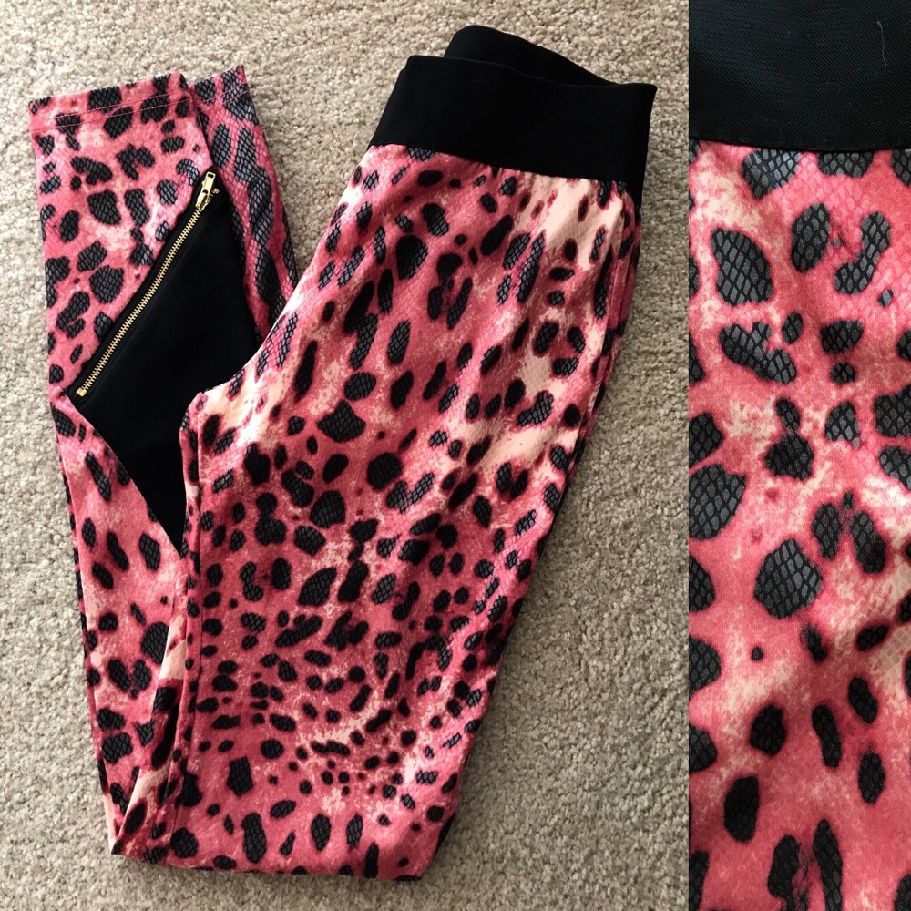 NWT THE CLASSIC LEOPARD Athleisure LEGGINGS M